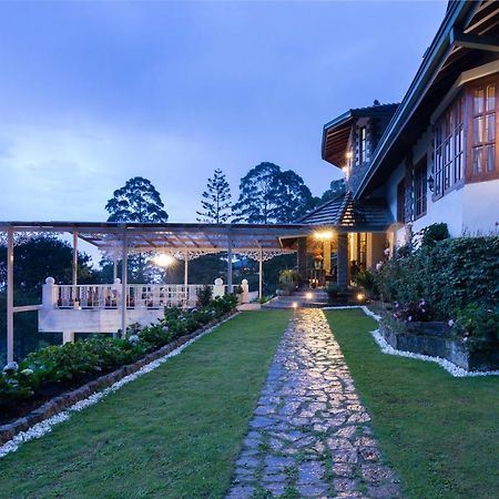 Manuel Manor Hotel Labugolla ภายนอก รูปภาพ