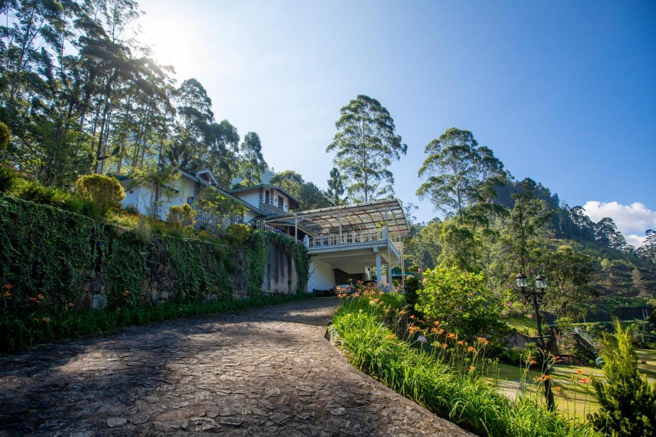Manuel Manor Hotel Labugolla ภายนอก รูปภาพ