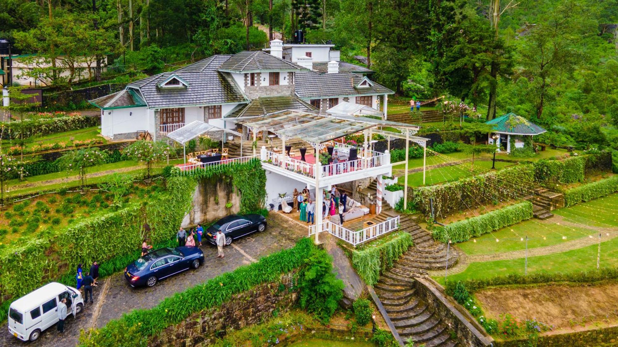 Manuel Manor Hotel Labugolla ภายนอก รูปภาพ