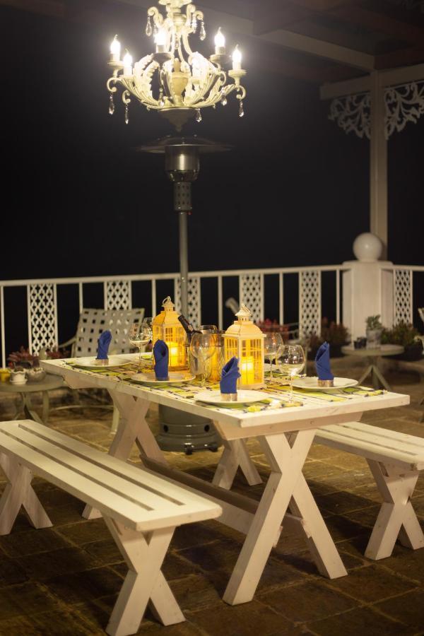 Manuel Manor Hotel Labugolla ภายนอก รูปภาพ